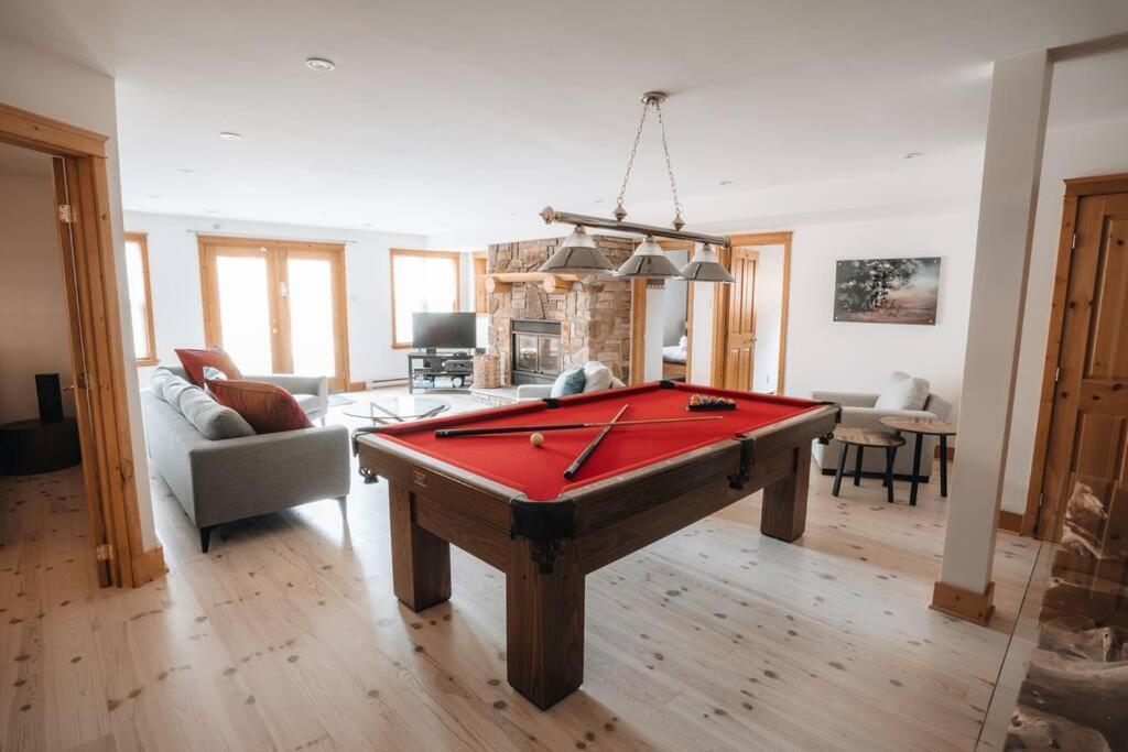 Chalet Red Deer Spa At Fiddler Lake Mille-Isles Zewnętrze zdjęcie